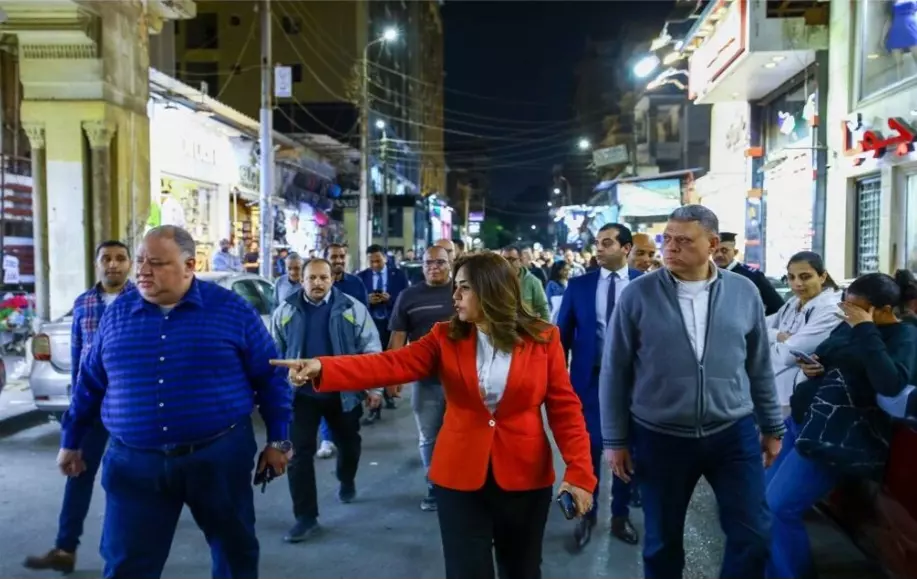 62c16175037765f455f7c18a3af1def2