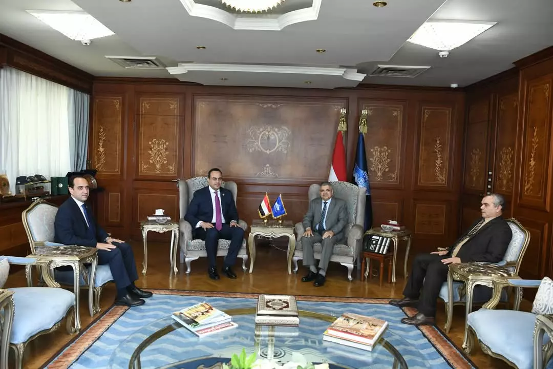 03b41e7ef11f3788f2f41e6059acdec7