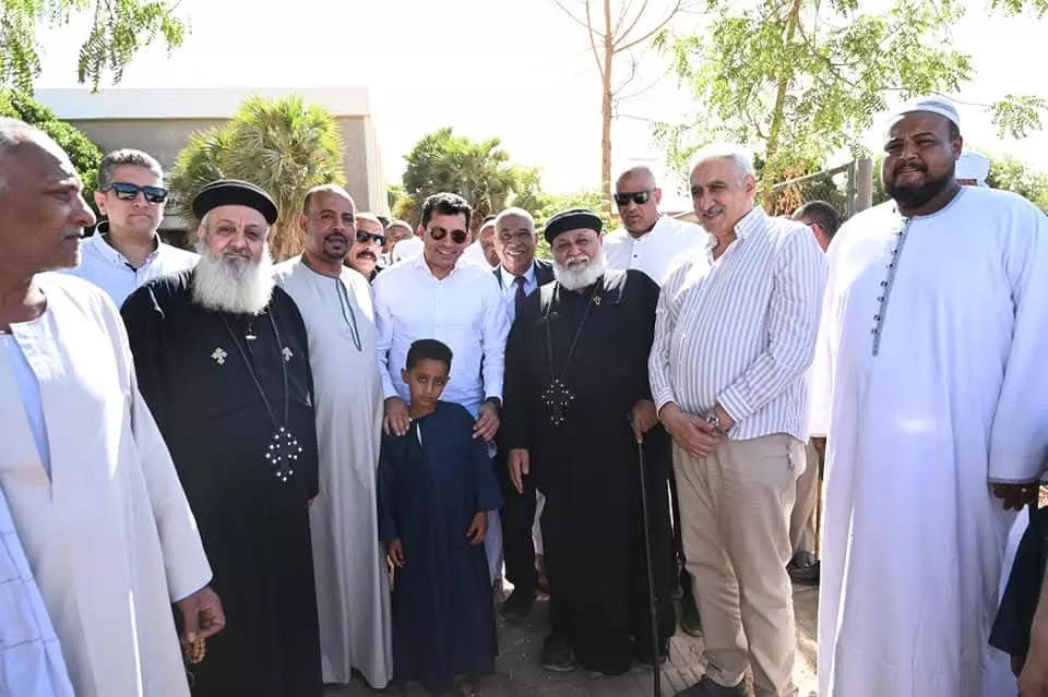 15973529e4fcbb075e08b2ae4a7fa829