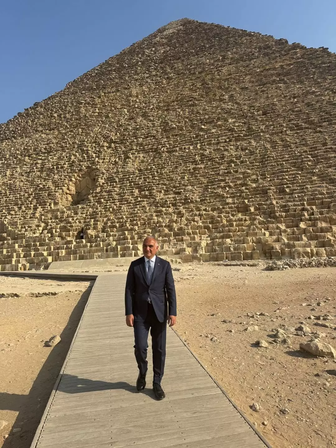 1a00282ca94cf707d1d9616a82a40403