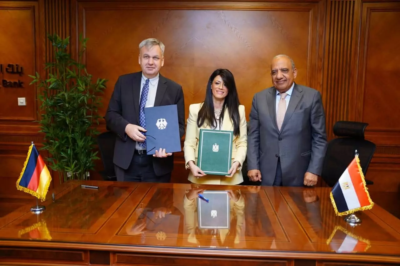 5a8d311cf762886e5eb0058403c92605