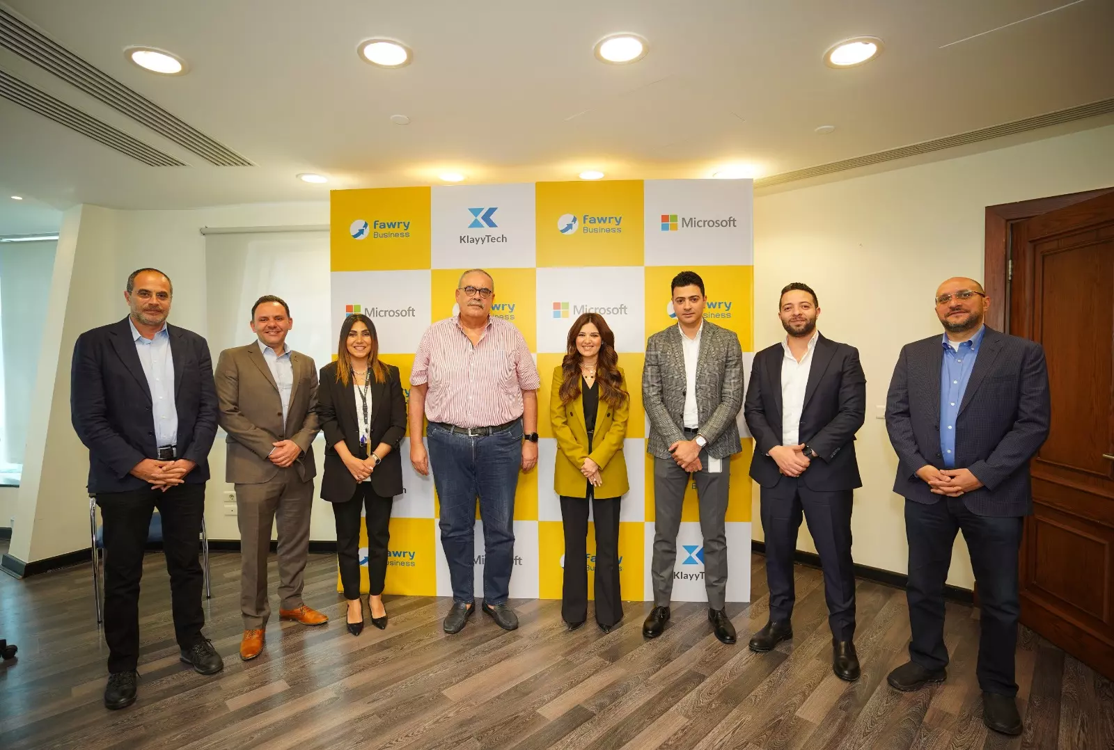 5eee31e5bf41e4417a36a5c27d615a53