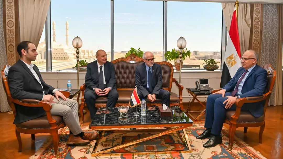 75e983b2e81a6fa0851863c0756958a4