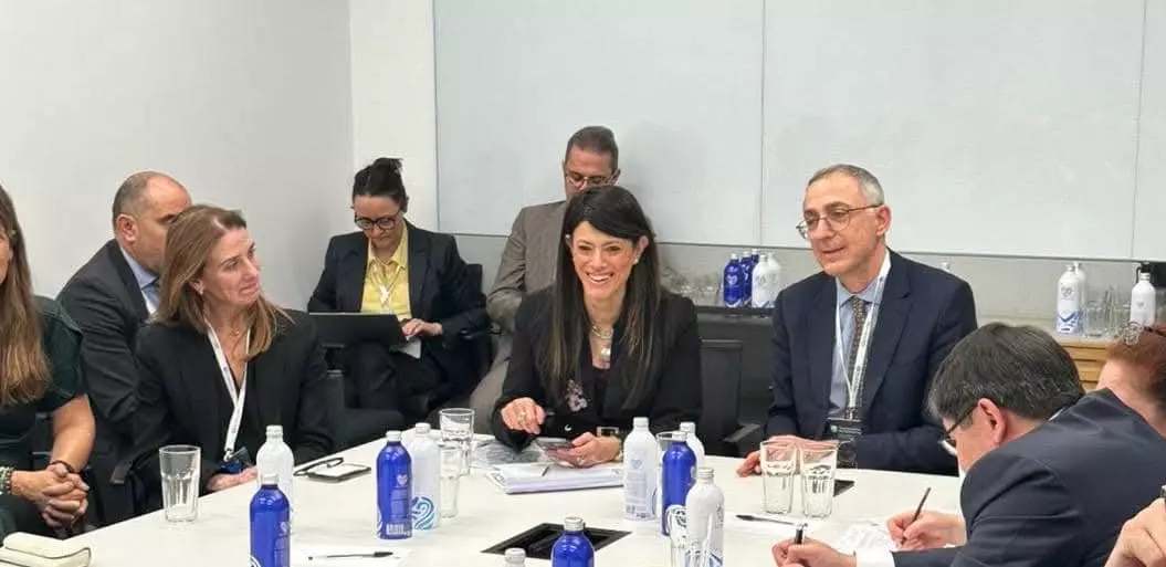 C35199feb9ccd44fb5b2fb86b8e49814