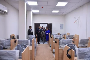 Dfe8189ee7bc9abac7fd3c72f472c228