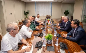 F7762a89bdfa39cf90e3078724596d17