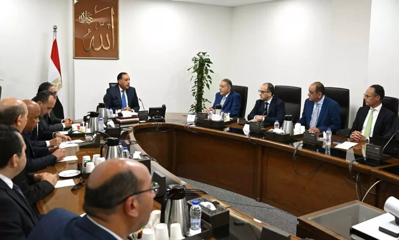 878c1e8a46a54a3fda1adb1f5564047d