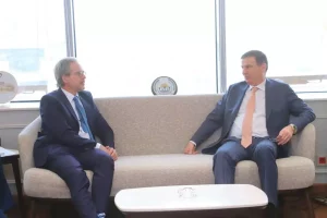 87f6db30caed375fffe599df792883b3