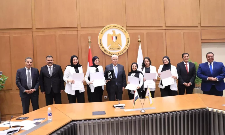 9c307c89eea432e33cde2d2efe1e1921