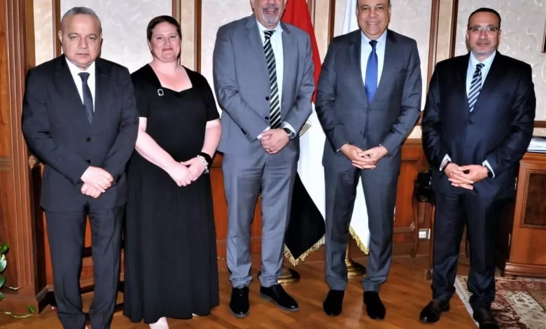 E4d19395611a7a740cfb94920927e714