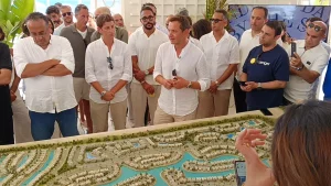 0f0490f67824e9b3d8bb91806c0185e0