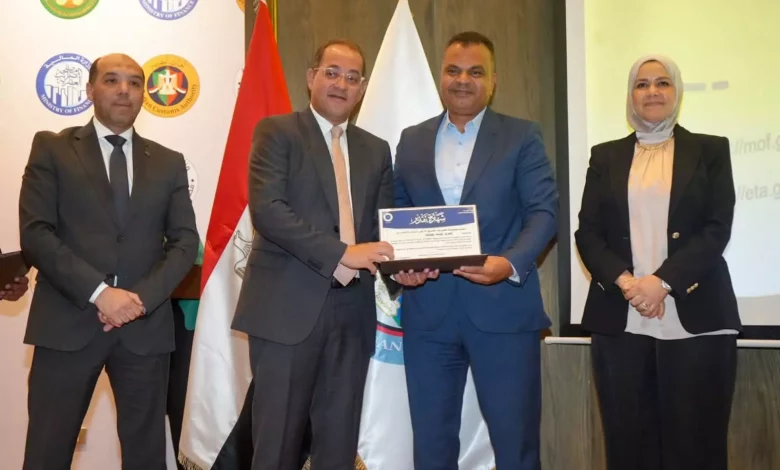 6bd78b23585c2f914d1400fa909d9fc3