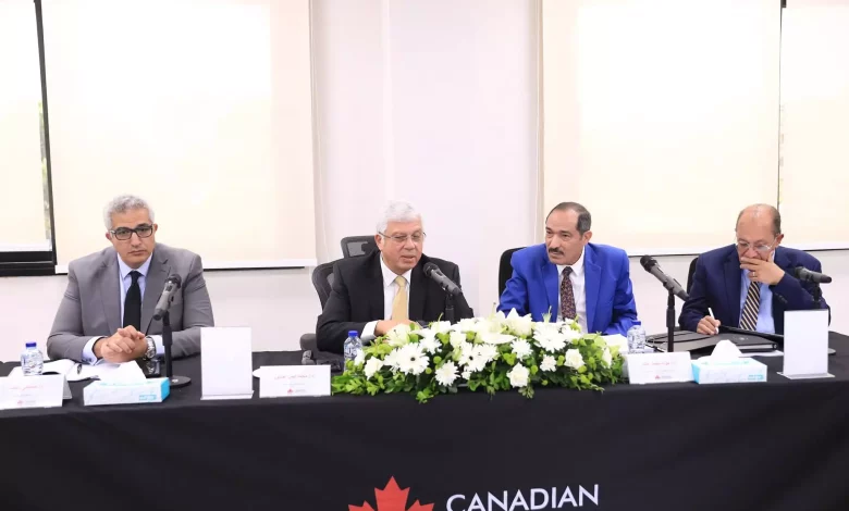 D8308c5a90f70a116761731877c8bfe6