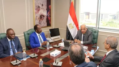 F73d51dd55c1e9b7a4e5f7aa33d2a534