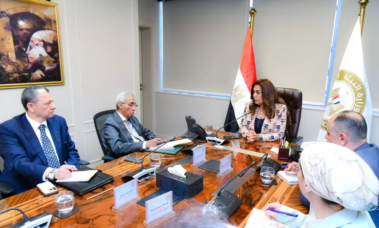 0a79ef254f2995c6b6cf1427d4122402