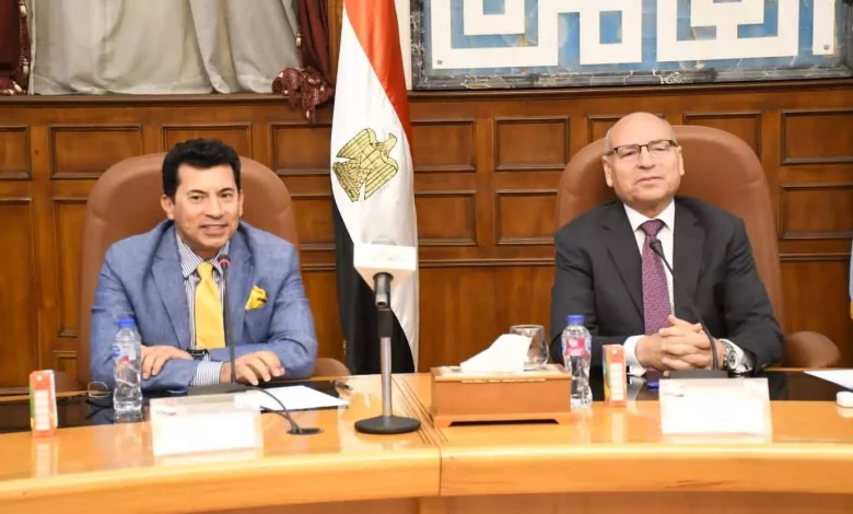 4e5872651d7f0b2a2aa25af9438771f2