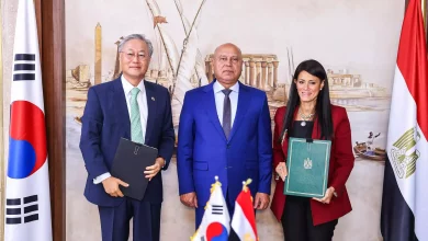 8326d77fd8429828bece2f15d9b1b3cf