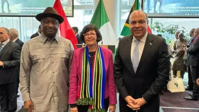 D6776fefcf77ef1a57db765660efbab2