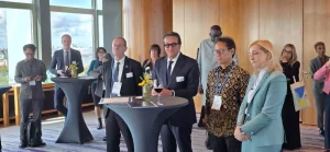 7ad82d820d77aaac939d87753a4ac7df