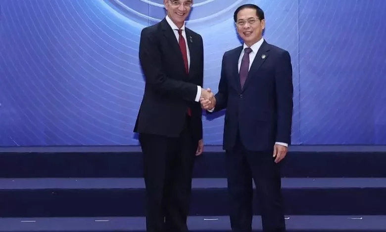 865860ac2e78d8cf2593e2899bc394d3