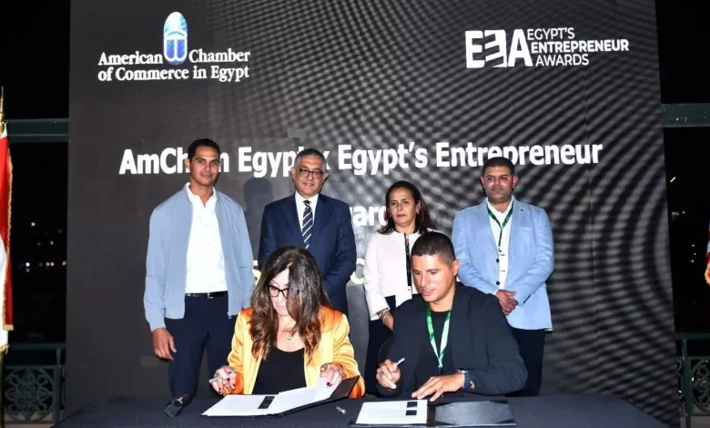 87b7de6977b6d5b4e0e7548e490c0970