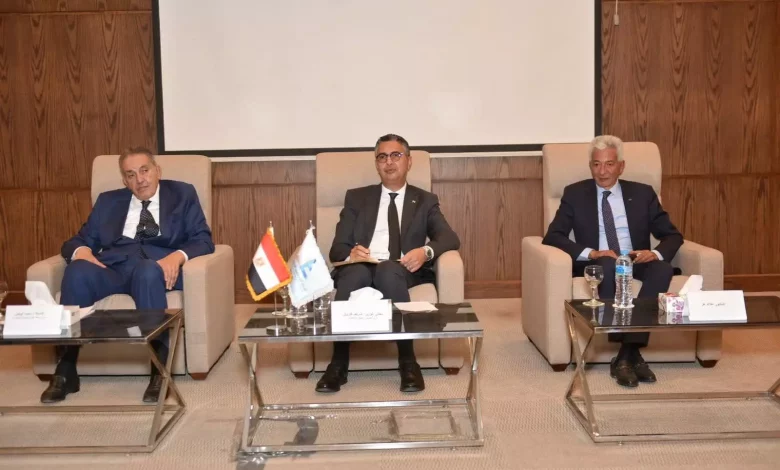 Da54cafb09a203e93f8f400caadde9df