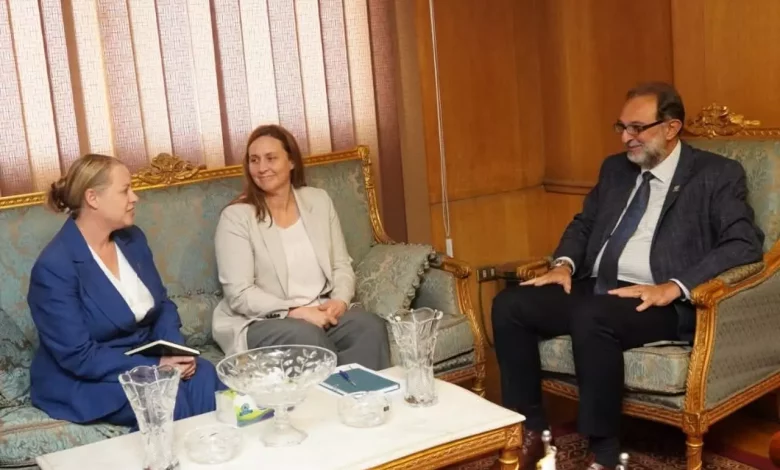 Fd7f2d200b9b75885f44a42a1a0da980