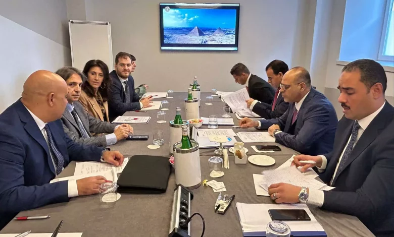 011bb859be70c37f445dc75d83a5ffb7