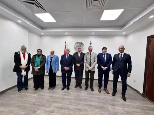 5c281d81a3a4434a239bf748be1d3702