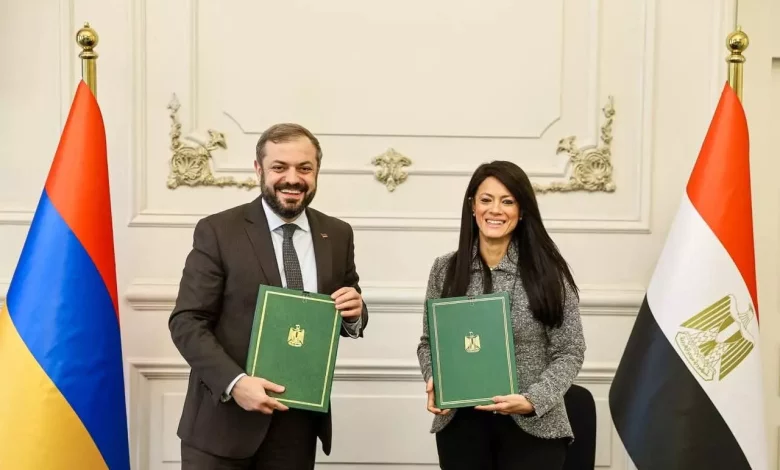 E31c8d3c5a48234318a1a337c7bfca2c