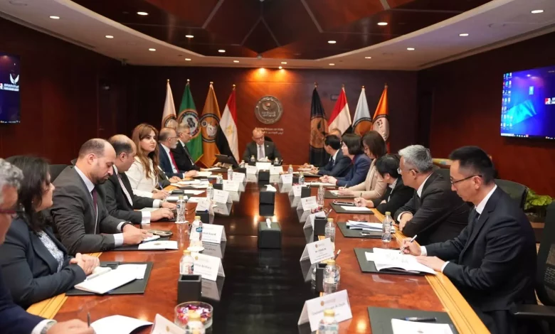 F3f018047f53864f687b491b15d3c73f