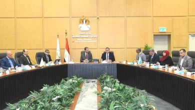 "وزير الإسكان" يبحث مع "محافظ دمياط" ملفات العمل المشترك