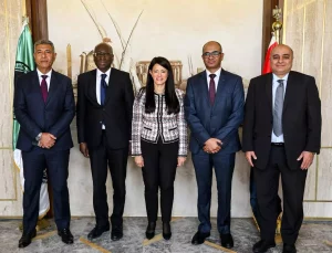 مصر توقع اتفاقًا بـ170 مليون دولار مع «<a href=