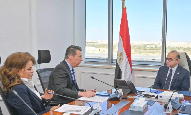 10df89e9543a463214bf78f57483455d