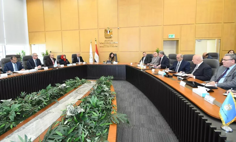 5c254e457fc802cad6d27a37d97aeeea