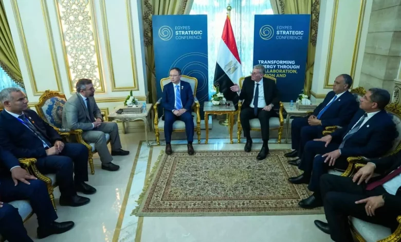 F4b4f595fdec6bbfde70e72094c8e9b7