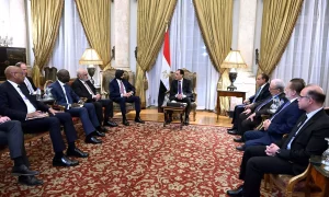 الدكتور <a href=