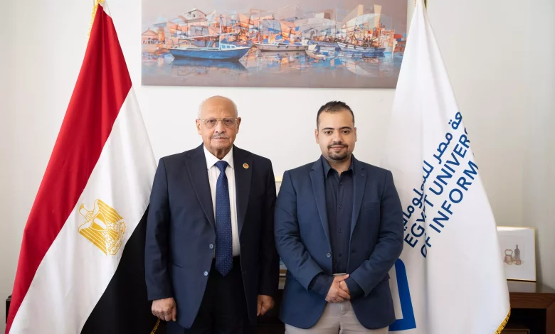 350de64bc63e4478a63a05b8f0d4116e