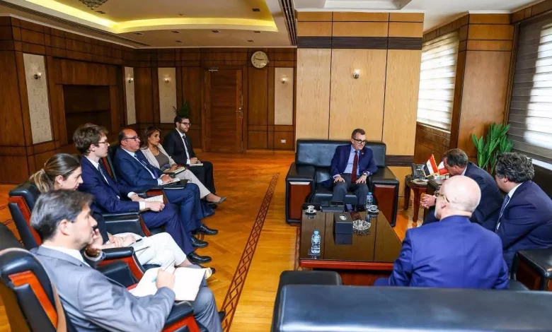 Cfe57c986f1db974f82025bc42fd96a8